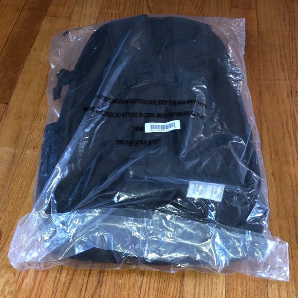 💥SOLD💥NEW Supreme Backpack 🎒 - Picture 6 of 10